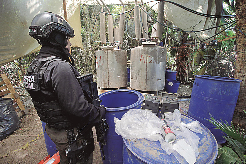 Desmantelamiento de un laboratorio clandestino en Sinaloa